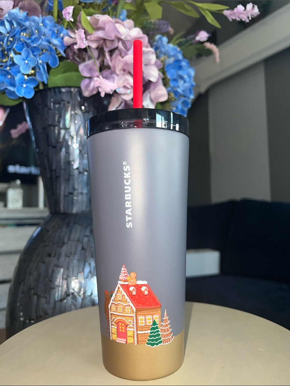🎄Starbucks 2025 Holiday Gingerbread House Tumbler Limited Edition🎄